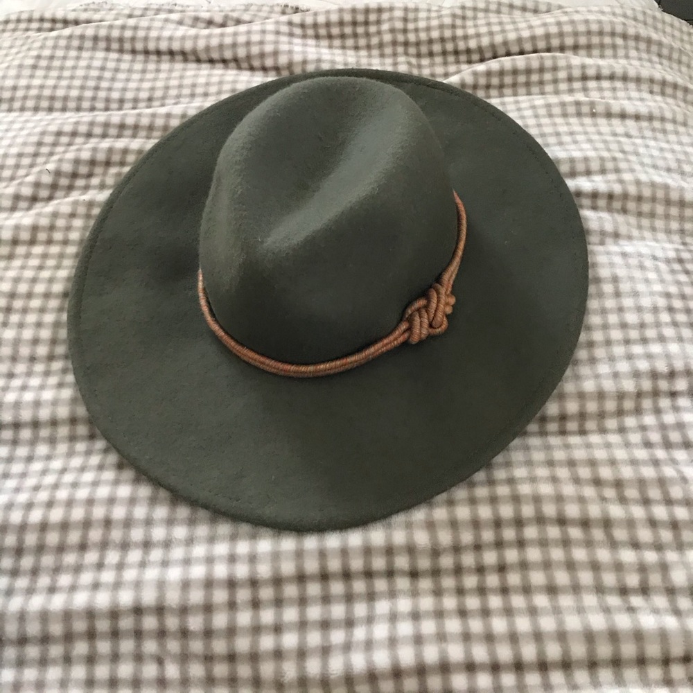 Anthropologie felt green hat